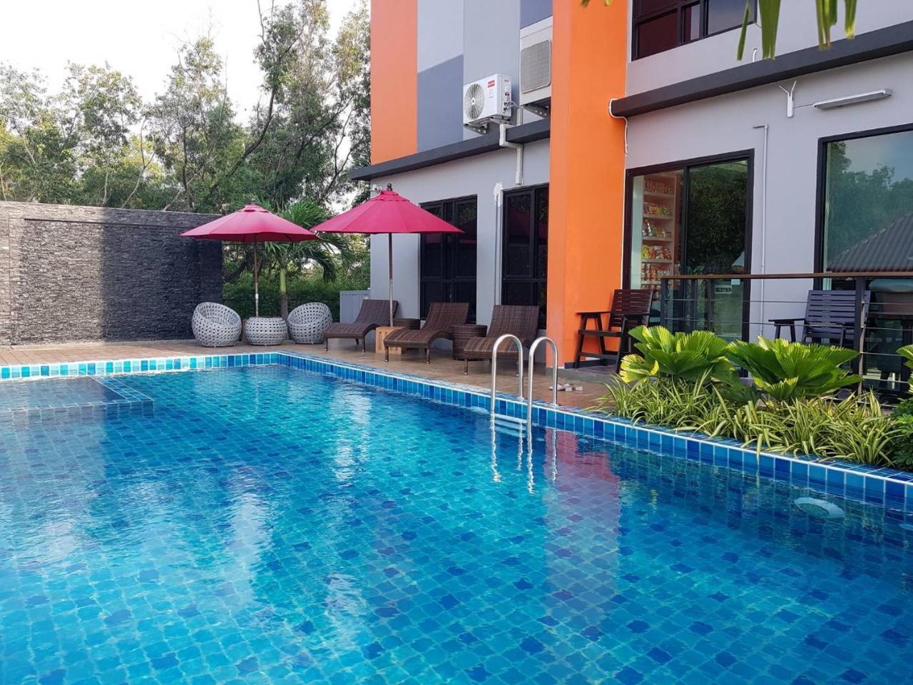 Bangkok Boutique Resort Rangsit Pathum Thani Buitenkant foto